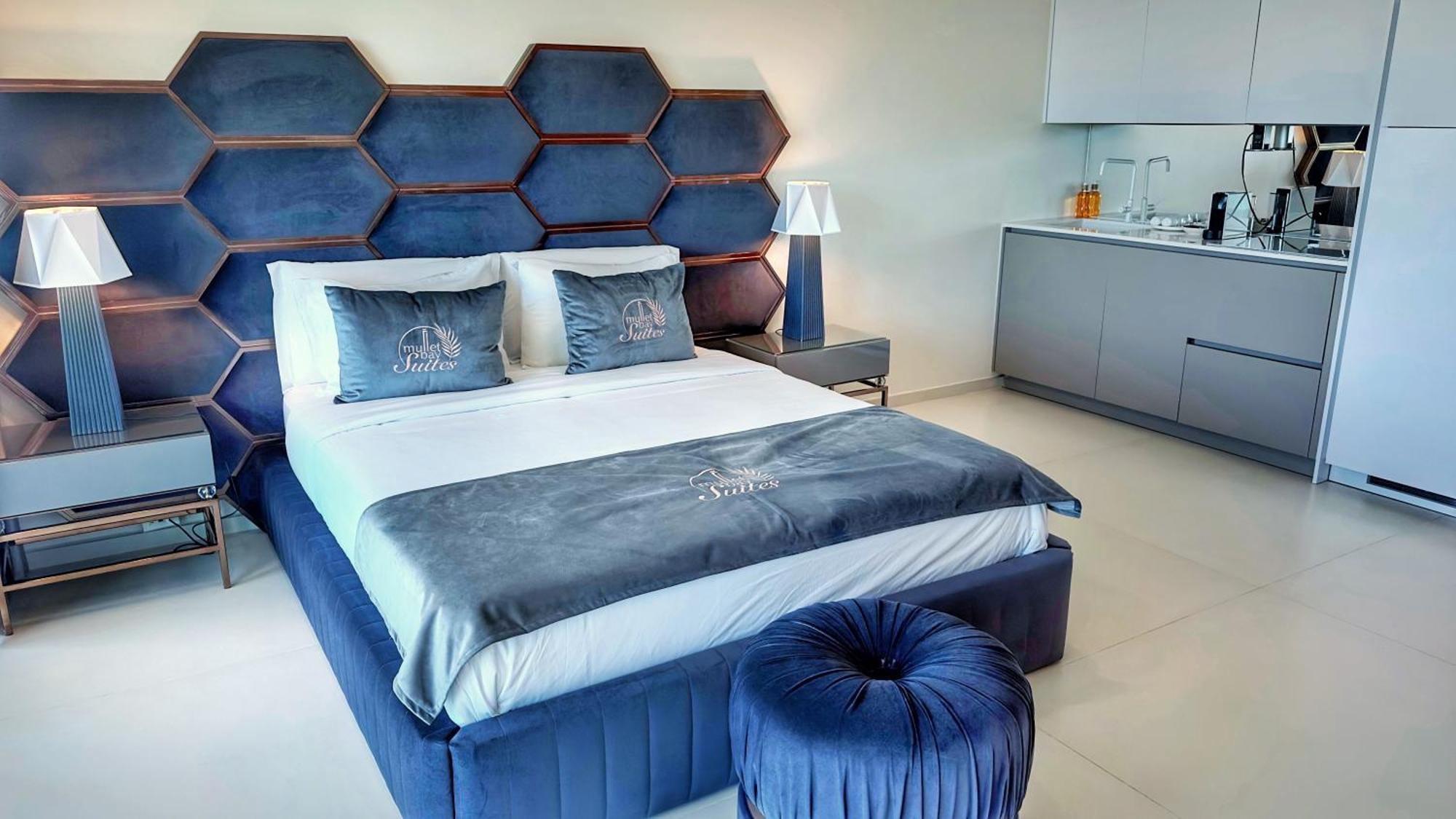 Mullet Bay Suites - Your Luxury Stay Awaits Cupecoy  エクステリア 写真