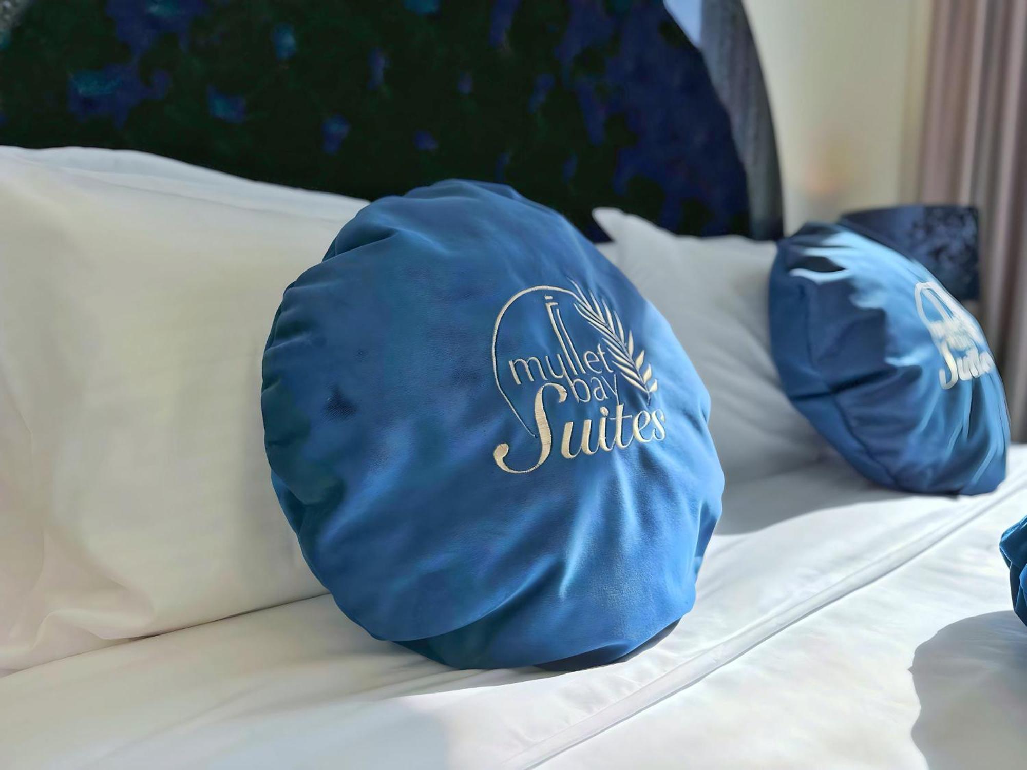 Mullet Bay Suites - Your Luxury Stay Awaits Cupecoy  エクステリア 写真